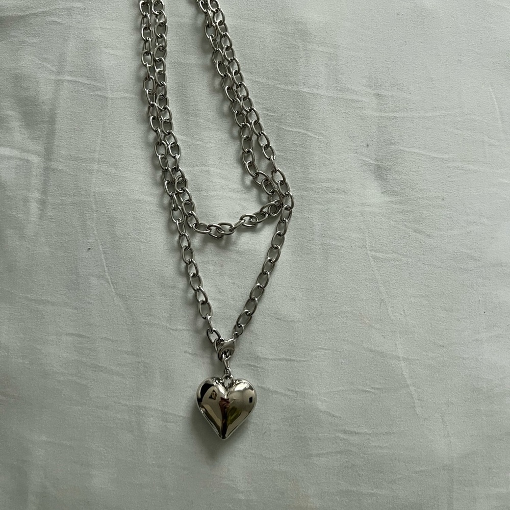 Silver heart necklace